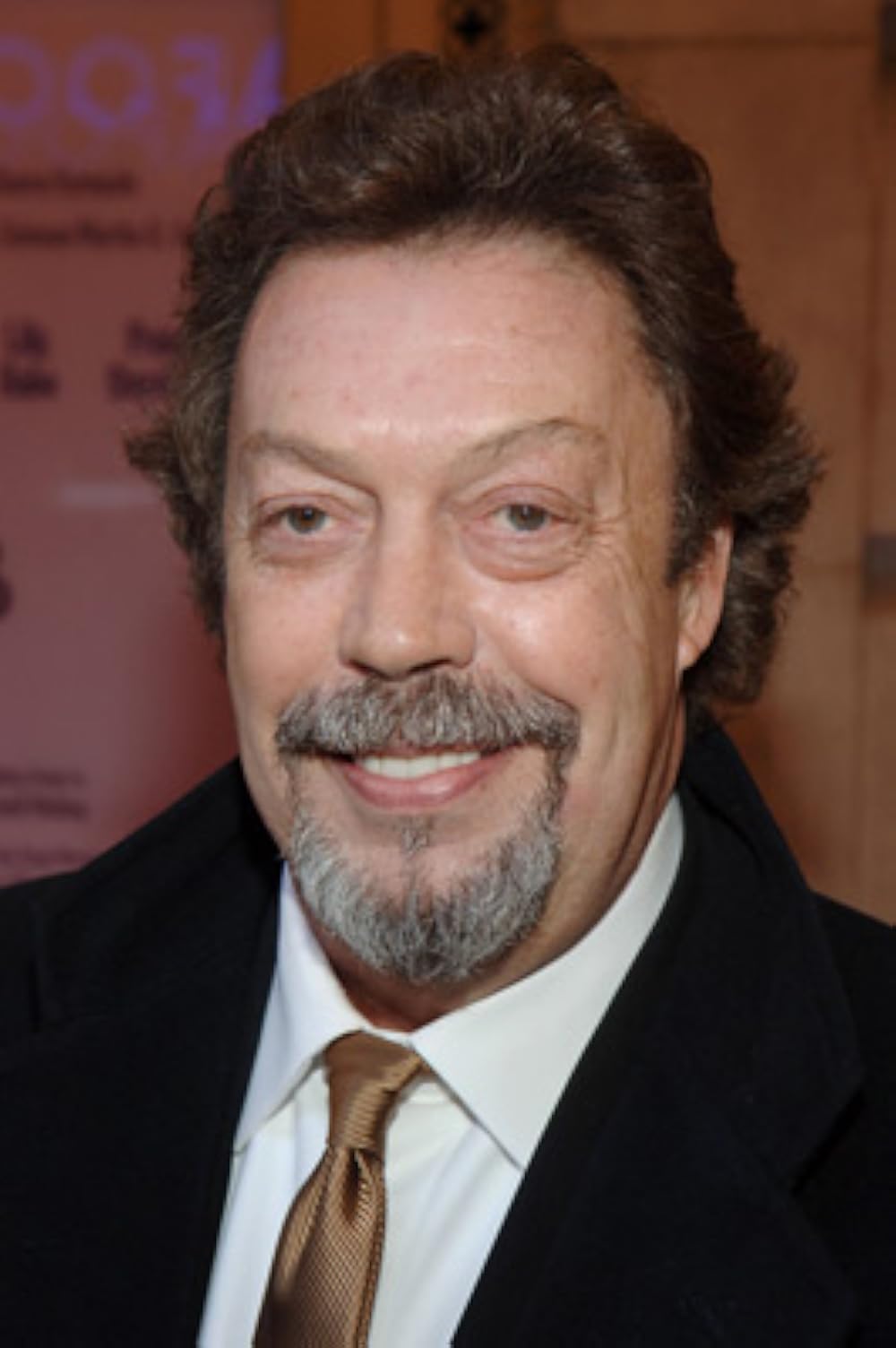 Tim Curry, Star of ‘The Rocky Horror Picture Show,’ Dies at 80
